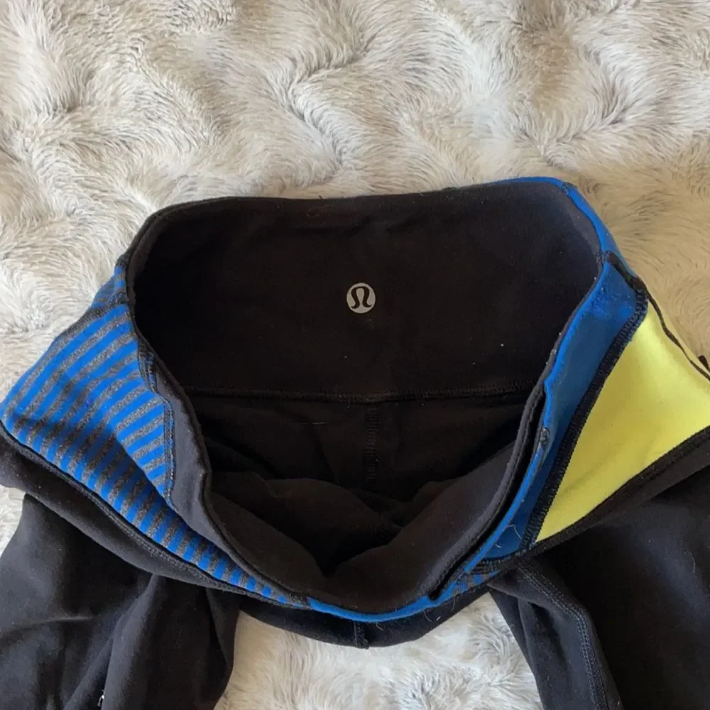 Lululemon leggings black blue yellow reversible wonder under tights small s